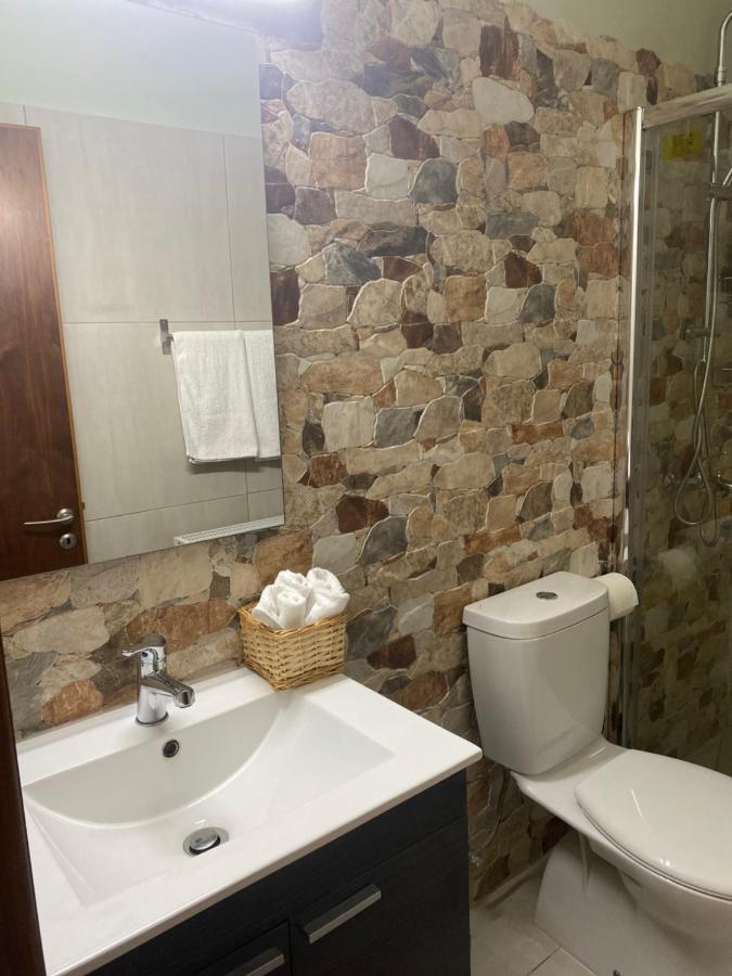 Tatil Evi Diamond Stone Wooden Chandria