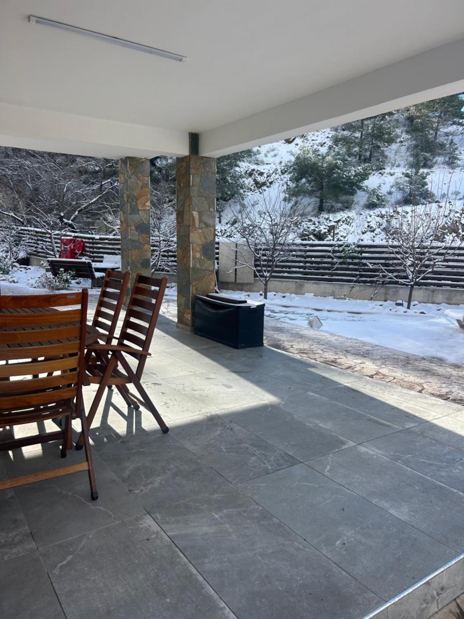 Diamond Stone Wooden Tatil Evi Chandria